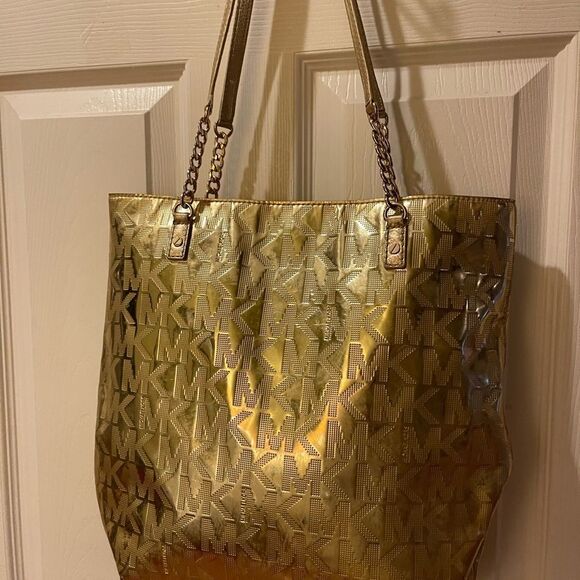 MICHAEL KORS LEATHER MEDIUM TOTE BAG GOLD COLOR MONOGRAM - Picture 3 of 15